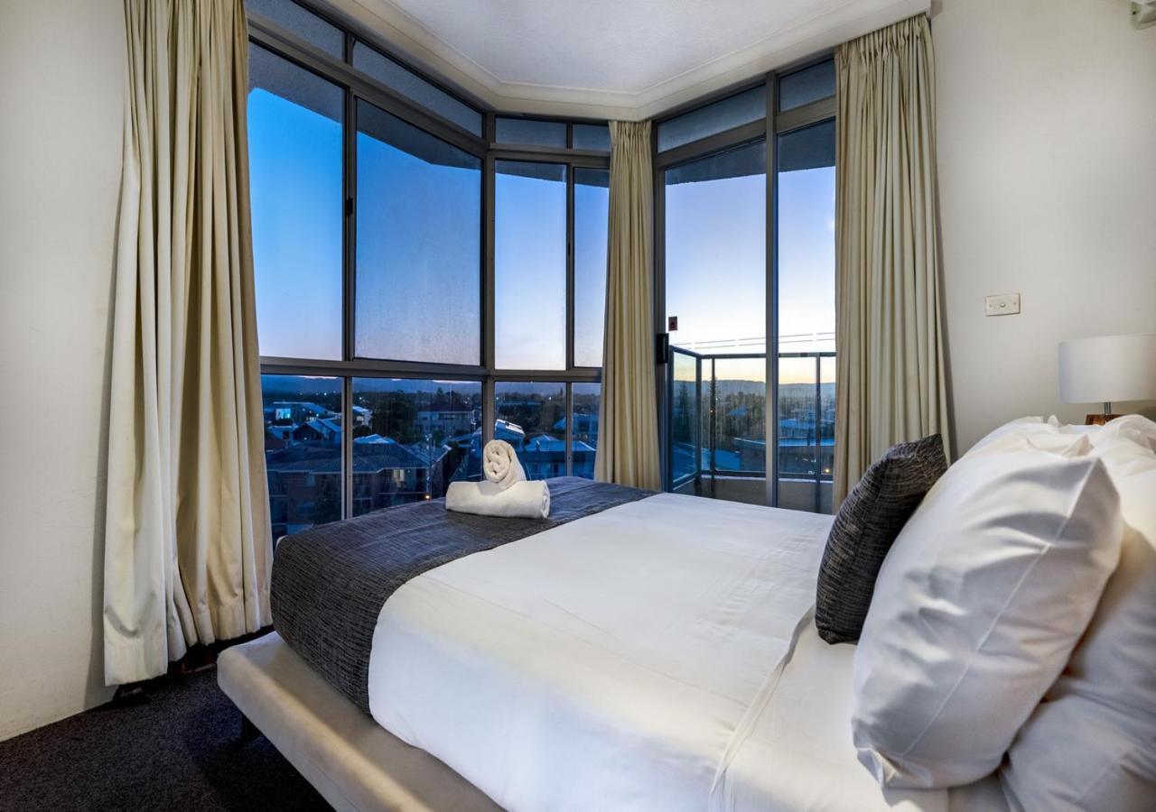 Foreshore Beachfront Apartments Gold Coast Eksteriør bilde
