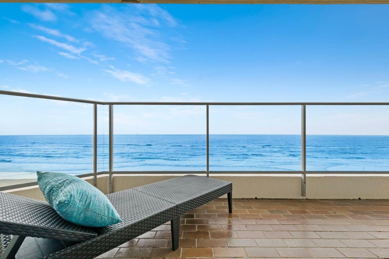 Foreshore Beachfront Apartments Gold Coast Eksteriør bilde